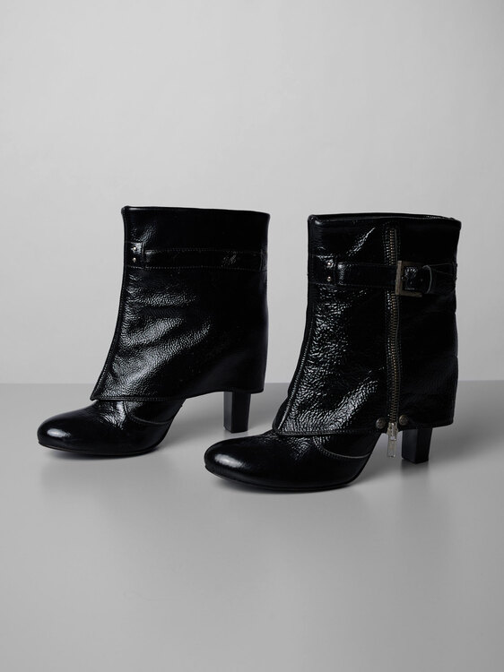 Extē Leather Ankle Boots 