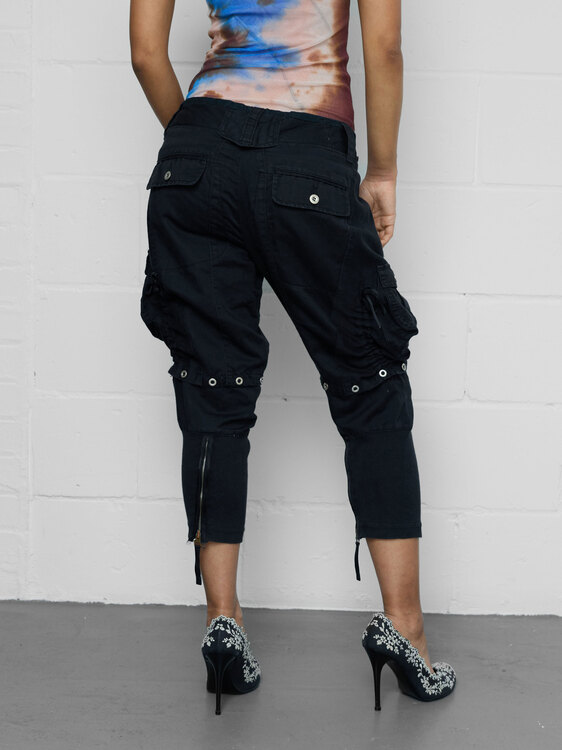 Girbaud Cargo Capris 