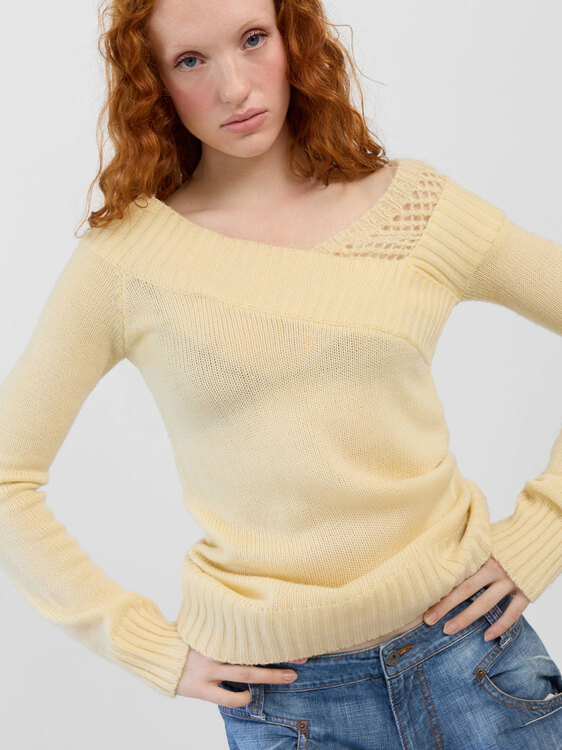 Killah Off-Shoulder Jumper 