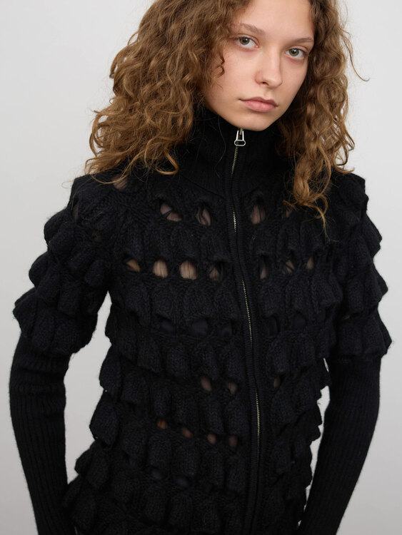 Extē 3D Knitted Cardigan 