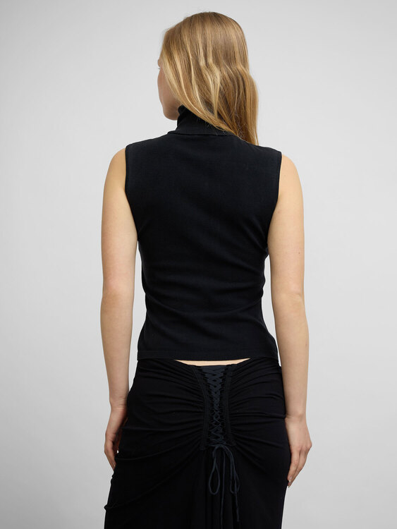 Knitted Turtleneck Vest 