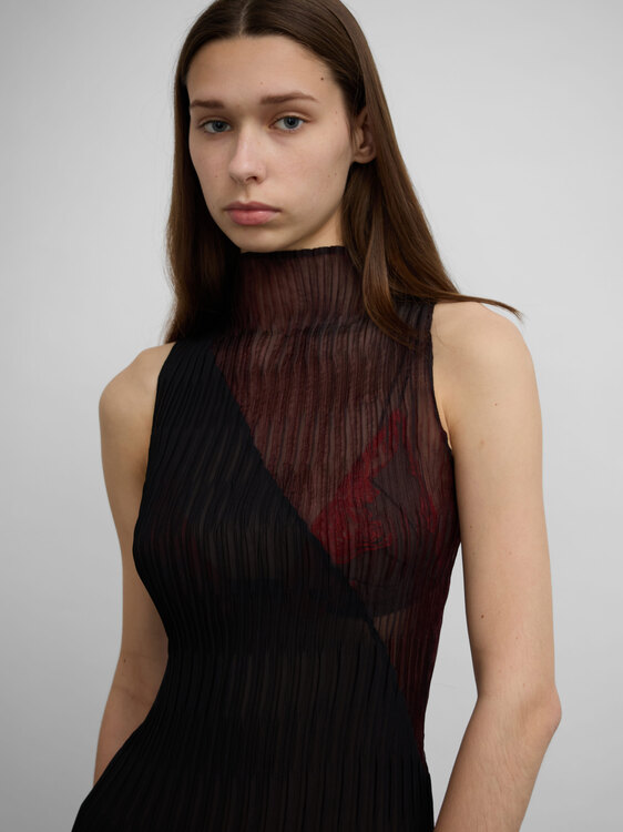 Extē Pleated Chiffon Top 