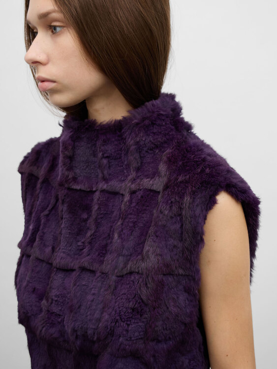 Extē Purple Fur Vest 