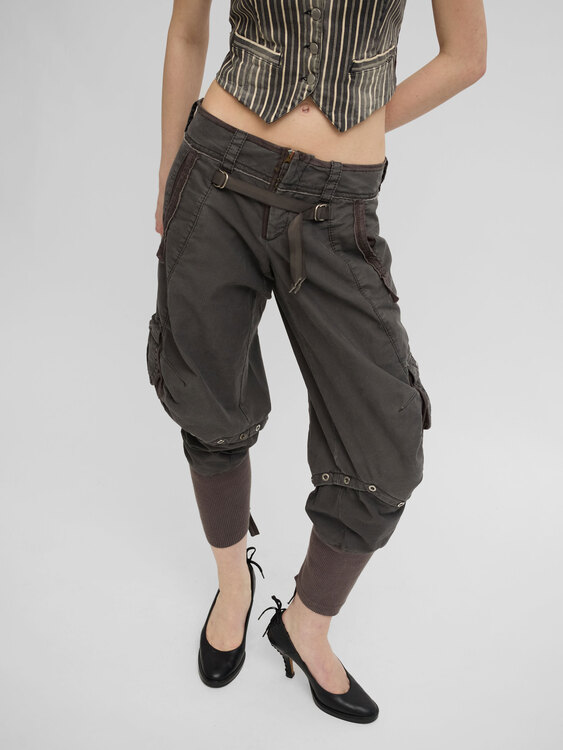 Girbaud Cargo Capris 