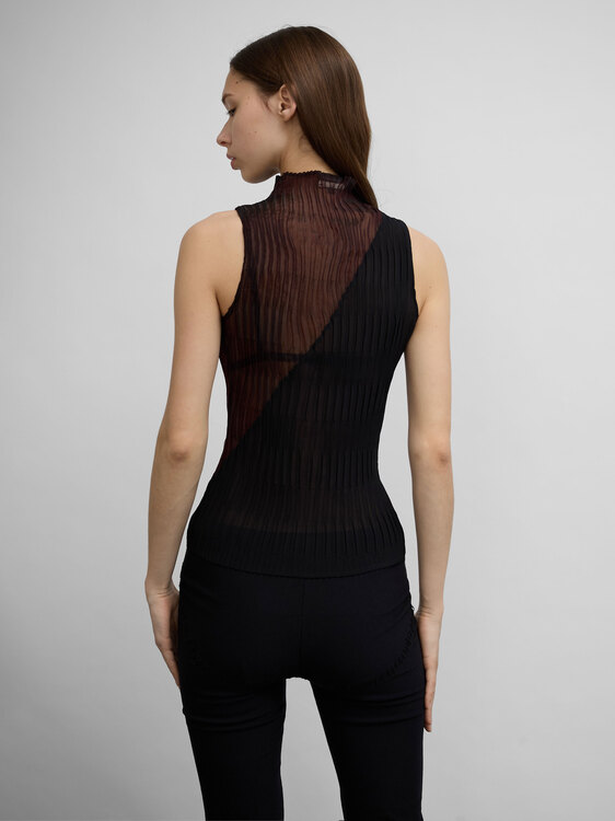 Extē Pleated Chiffon Top 