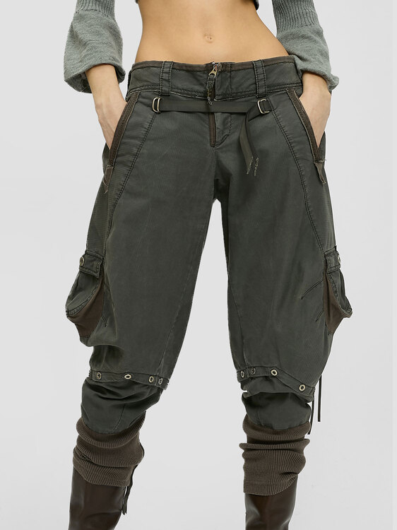 Girbaud Cargo Capris 