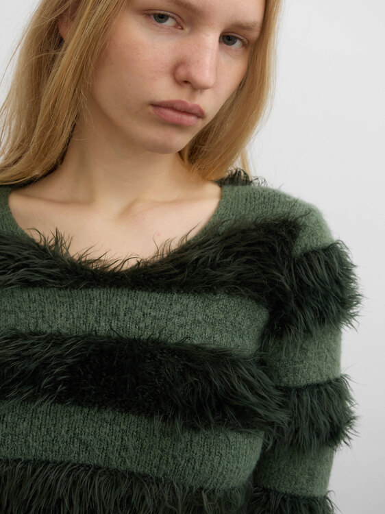 Cultura Fuzzy Jumper 