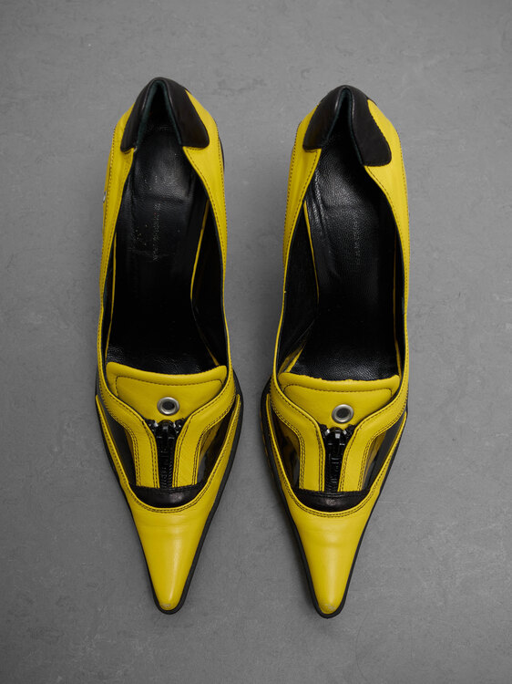 Black and Yellow Pumps 