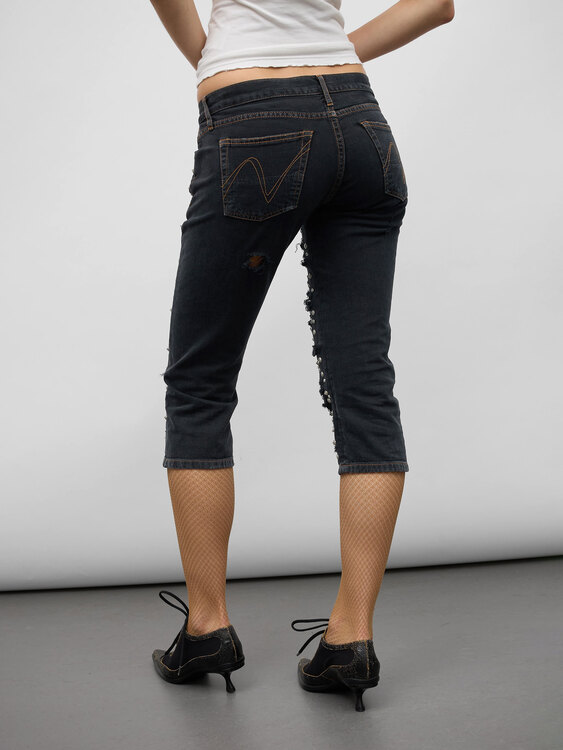 Nolita Distressed Capri Jeans 