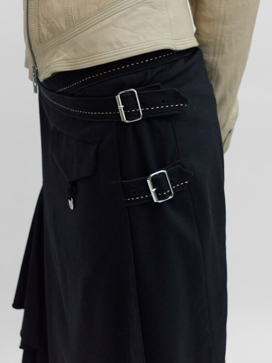 Girbaud Black Contrast Stitch Skirt 