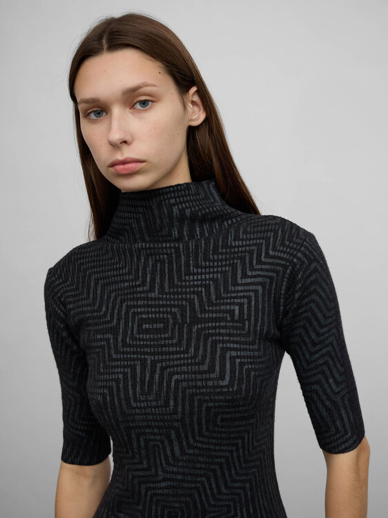 Geometric Print Turtleneck Top 