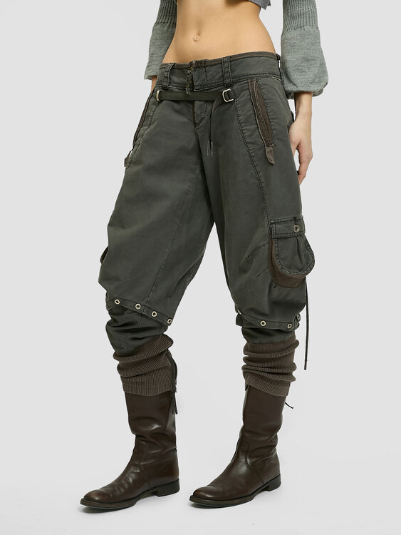 Girbaud Cargo Capris 