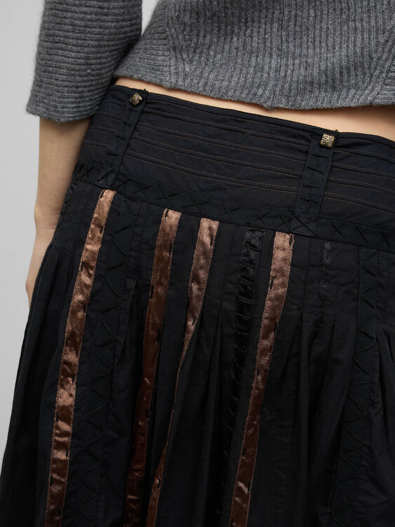 Black Pleated Midi Skirt 