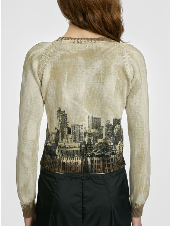 E-Play Cityscape Jumper 